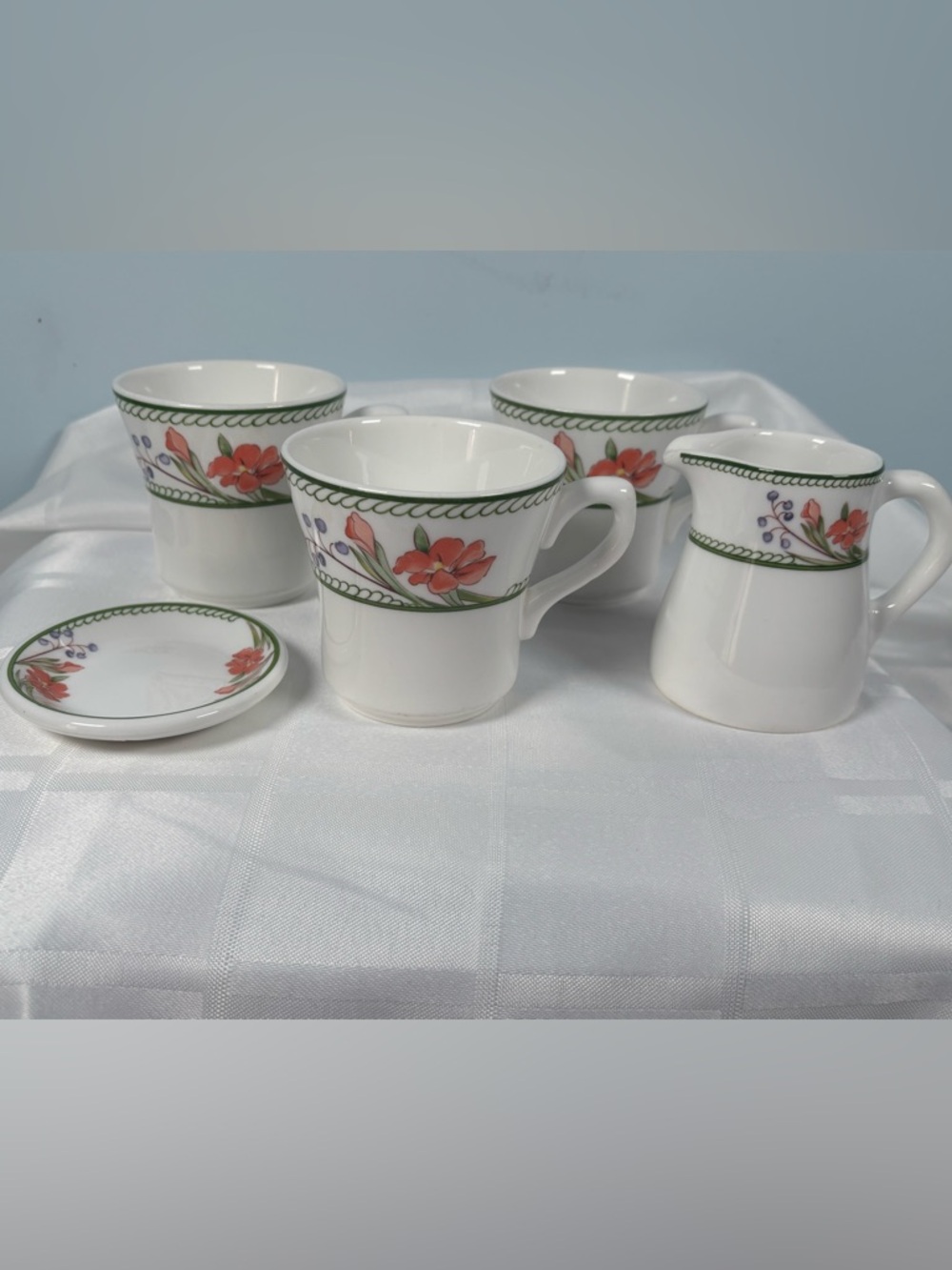 3 Dudson Lugano Coffee Cup, Coffee Creamer, and plate